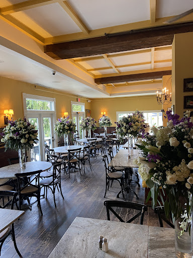 Florist «Roma Florist. free deliver purchase online. Www.romaflorist.com», reviews and photos, 11 Davis St, Oakville, CT 06779, USA