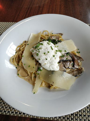 Italian Restaurant «il Fornetto», reviews and photos, 2902 Emmons Ave, Brooklyn, NY 11235, USA