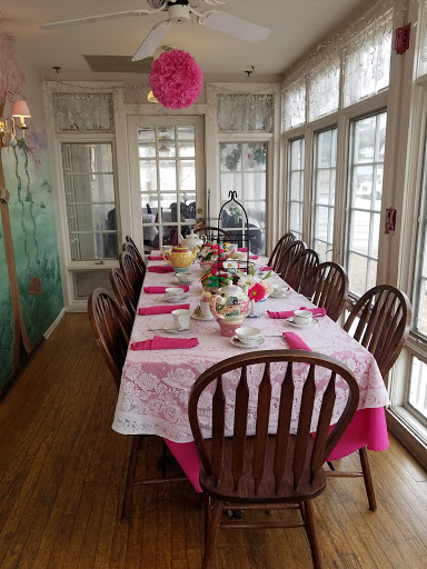 Tea House «Sisters Tea House & Gift Shop», reviews and photos, 505 Main St, Fenton, MO 63026, USA