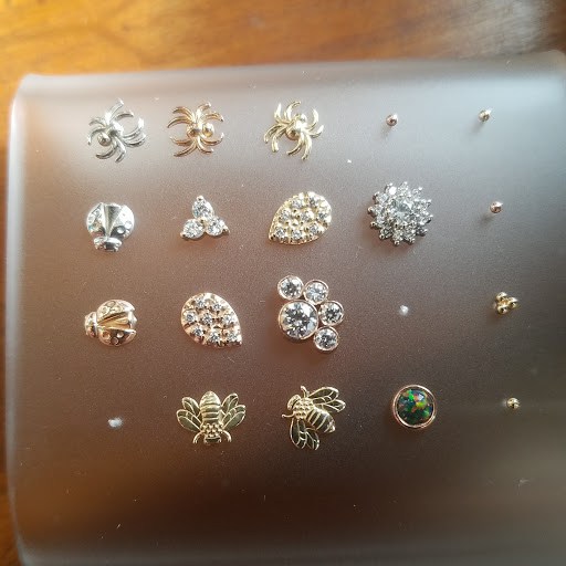 Tattoo Shop «milk and honey tattoo parlour», reviews and photos, 819 Castleton Ave, Staten Island, NY 10310, USA