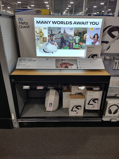 Electronics Store «Best Buy», reviews and photos, 19555 W Bluemound Rd, Brookfield, WI 53045, USA