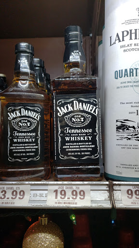 Liquor Store «Mexim Liquor», reviews and photos, 18061 Valley Blvd, City of Industry, CA 91744, USA