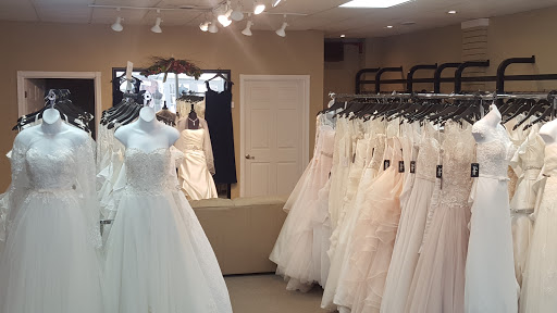 Bridal Shop «Sue Ames Bridal Outlet», reviews and photos, 202 N 10th St, Allentown, PA 18102, USA