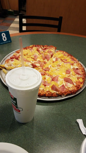 Pizza Restaurant «Round Table Pizza», reviews and photos, 1359 Washington Ave, San Leandro, CA 94577, USA