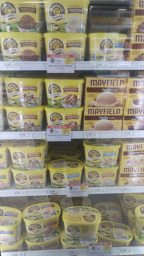 Supermarket «Publix Super Market at Coweta Crossing Shopping Center», reviews and photos, 370 Bullsboro Dr, Newnan, GA 30263, USA