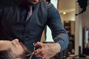 Hairstylist barber image