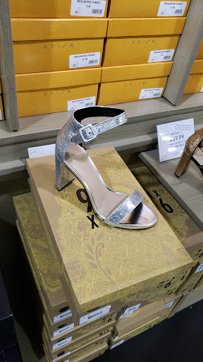 Shoe Store «DSW Designer Shoe Warehouse», reviews and photos, 4741 Ashford Dunwoody Rd, Dunwoody, GA 30338, USA
