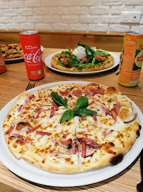 Pizza du Pizzeria Fais ta Pizz' à Sèvres - n°20