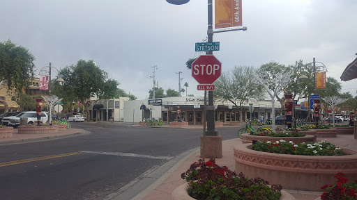 Shopping Mall «Fifth Avenue Shopping District», reviews and photos, 7083 E 5th Ave, Scottsdale, AZ 85251, USA