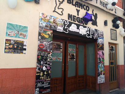 Pub Blanco y Negro - C. Pedro Martínez Navarro, 2, 30400 Caravaca de la Cruz, Murcia, Spain