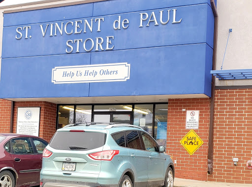 Thrift Store «St. Vincent de Paul Thrift Store», reviews and photos, 1426 6th Ave, Des Moines, IA 50314, USA