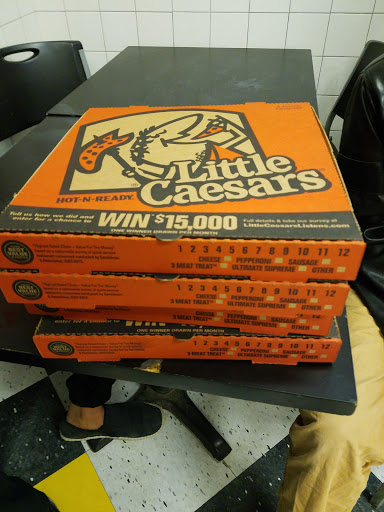 Little Caesars Pizza image 10