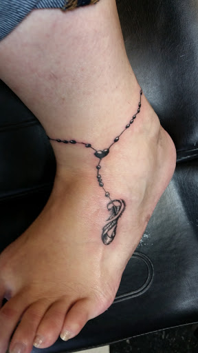 Tattoo Shop «Hot Rod Betties Tattoo», reviews and photos, 940 Edgewater St NW, Salem, OR 97304, USA