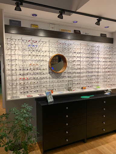 Optometrist «Fox Optical & Gallery LLC», reviews and photos, 28 E 3rd St, Bethlehem, PA 18015, USA