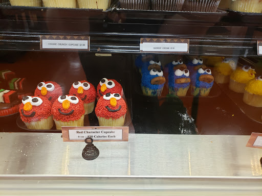 Grocery Store «ShopRite of Veterans Rd», reviews and photos, 3010 Veterans Rd W, Staten Island, NY 10309, USA