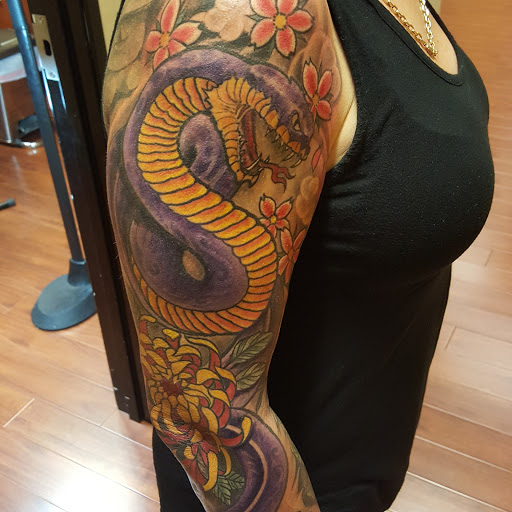 Tattoo Shop «Sacred Society Tattoo», reviews and photos, 2095 N Dobson Rd #6, Chandler, AZ 85224, USA