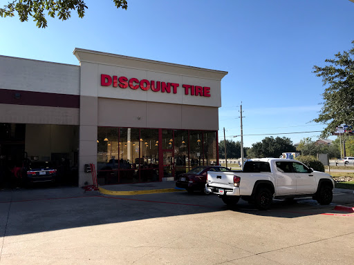 Tire Shop «Discount Tire Store - Round Rock, TX», reviews and photos, 3115 S Interstate 35, Round Rock, TX 78664, USA