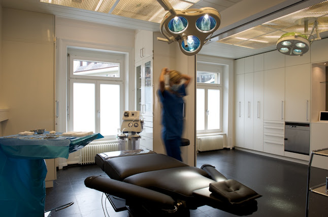CENTERCLINIC, Plastische, Rekonstruktive und Ästhetische Chirurgie: Dr Thomas Fischer - Arzt