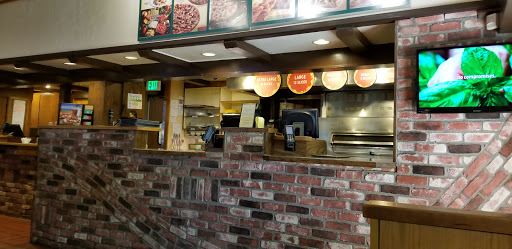 Pizza Restaurant «Round Table Pizza», reviews and photos, 292 S State St, Ukiah, CA 95482, USA