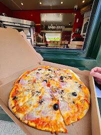 Plats et boissons du Pizzas à emporter Le Kiosque à Pizzas Villenoy - n°1