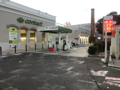 Carrefour Station Service à Marseille