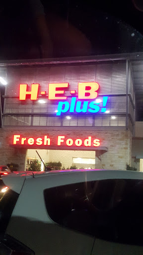 Grocery Store «H-E-B plus!», reviews and photos, 420 W Bandera Rd, Boerne, TX 78006, USA