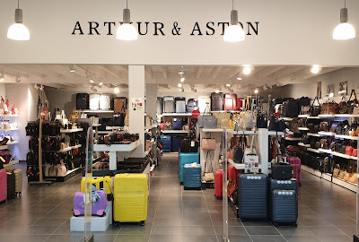 Arthur & Aston à Poitiers