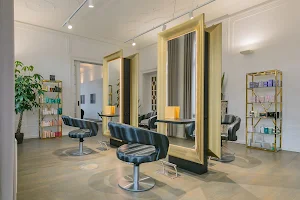 famady Beauty Friseur Wellness image