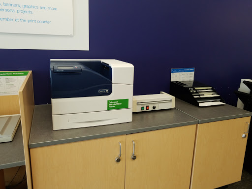 Print Shop «FedEx Office Print & Ship Center», reviews and photos, 803 University Ave Suite 200, Lubbock, TX 79401, USA