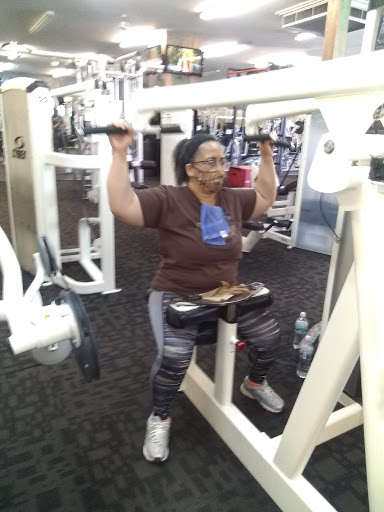 Health Club «XSport Fitness», reviews and photos, 3212 N Central Ave, Chicago, IL 60634, USA