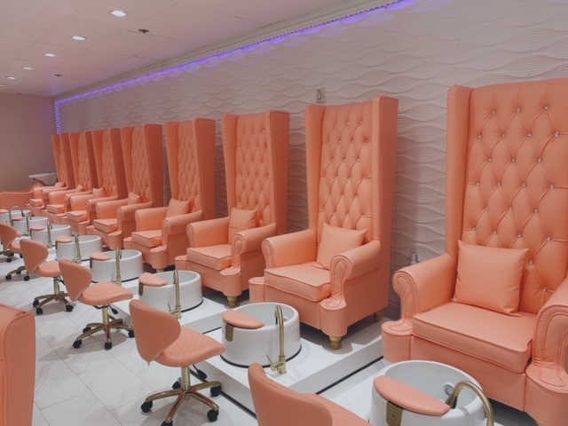 Pink Me Up Nail Salon & Spa 98008