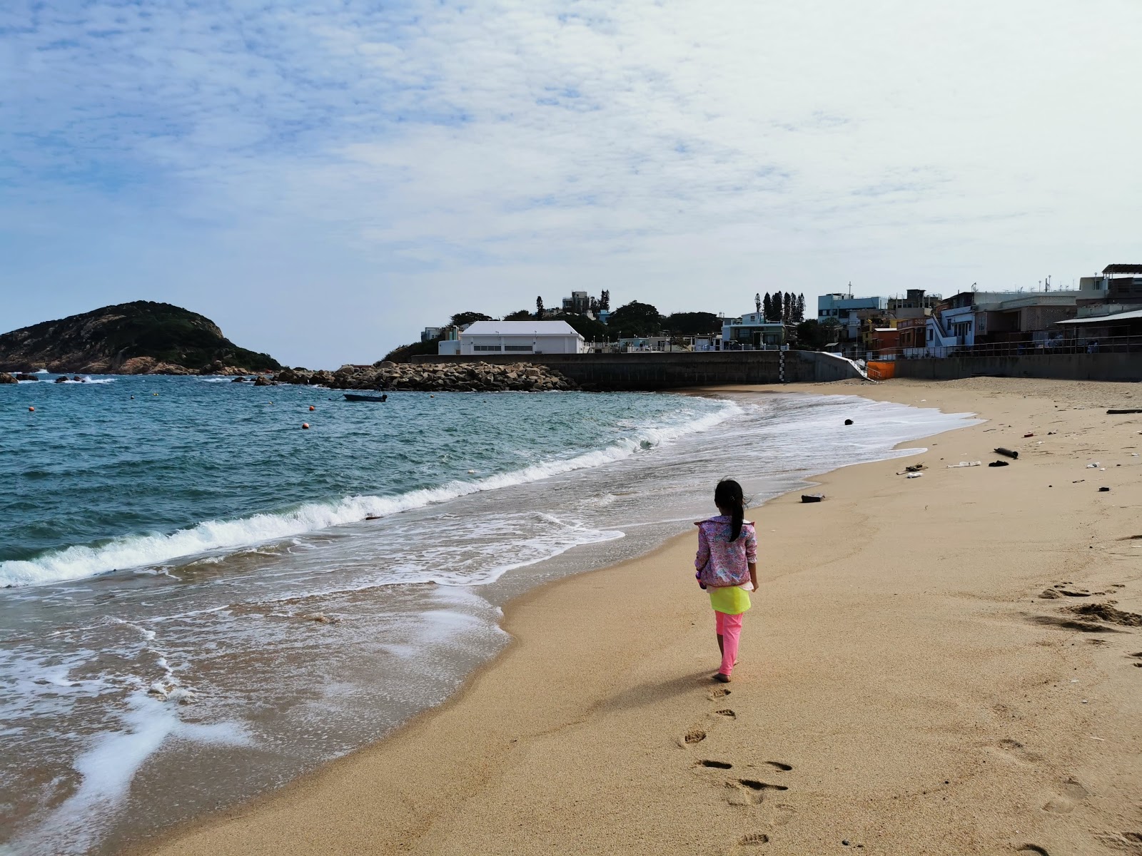 Foto von Shek O Beach II und die siedlung