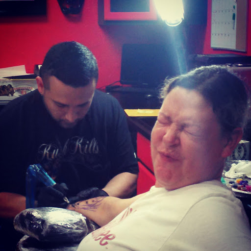 Tattoo Shop «Bloodline Tattoo and Body Piercing», reviews and photos, 42005 Cook St, Palm Desert, CA 92211, USA