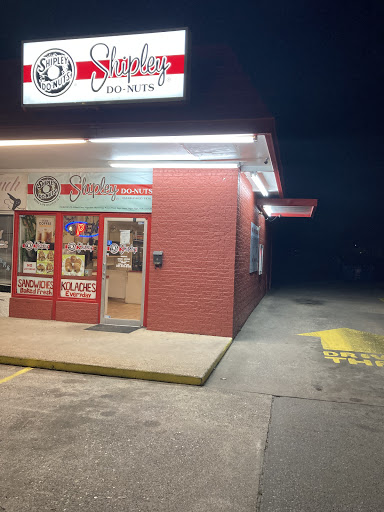 Donut Shop «Shipley Do-Nuts», reviews and photos, 4619 E Broadway St, North Little Rock, AR 72117, USA
