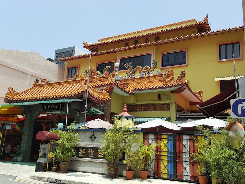 Nan Hai Fei Lai Temple