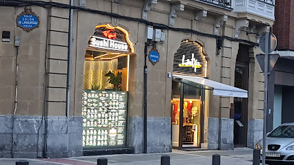 Sushi House Bilbao - Colón de Larreátegui K., 20, 48009 Bilbo, Bizkaia, Spain