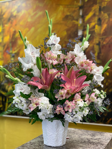 Florist «Lily Flowers», reviews and photos, 3355 S Wadsworth Blvd, Lakewood, CO 80227, USA