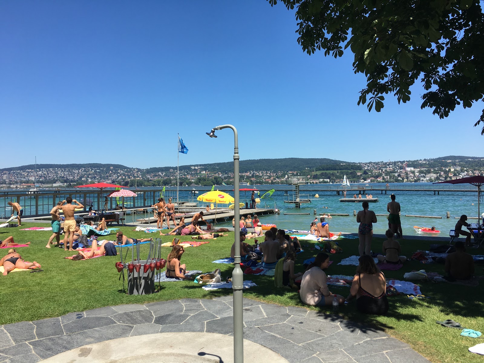 Photo de Strandbad Wollishofen avec un niveau de propreté de très propre