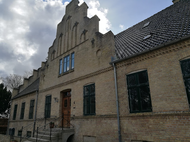 Anmeldelser af Herfølge Sognegård i Køge - Kirke