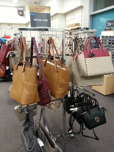 Department Store «Nordstrom Rack Orland Park Place», reviews and photos, 140 Orland Park Pl, Orland Park, IL 60462, USA