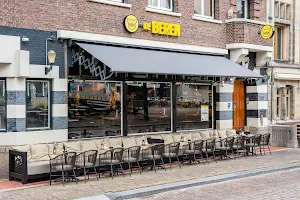 Restaurant De Beren Dordrecht image