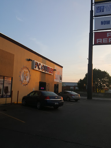 Computer Store «Discount Electronics - North San Antonio», reviews and photos, 2206 NW Loop 410, San Antonio, TX 78230, USA