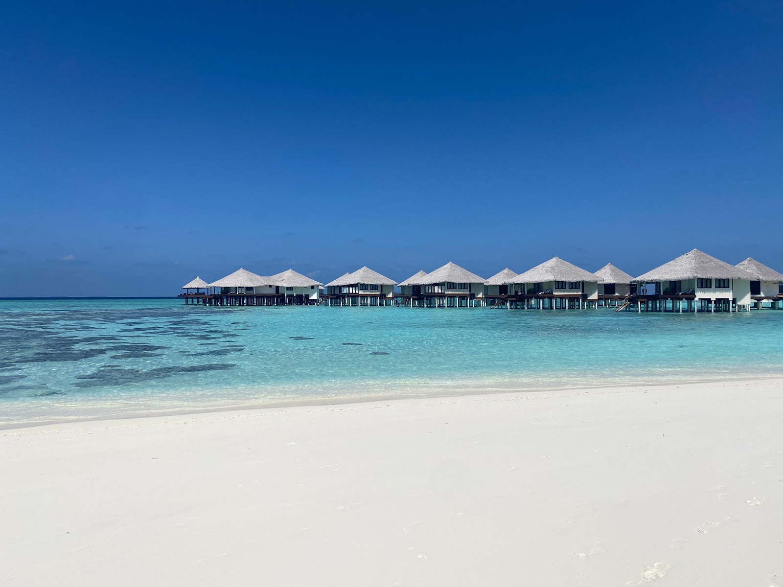 Kihaadhuffaru Island Beach photo #8