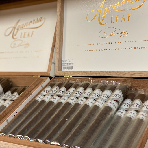 Cigar Shop «Three Js Cigar Davie», reviews and photos, 8250 Griffin Rd, Davie, FL 33328, USA