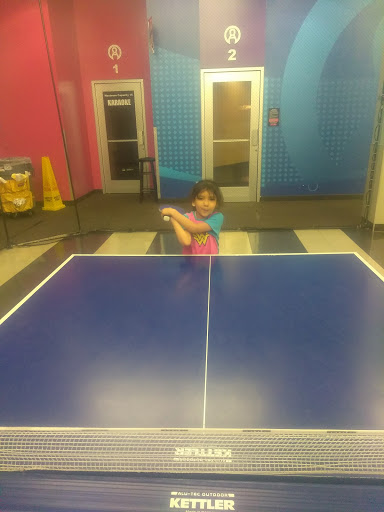 Video Arcade «Round 1», reviews and photos