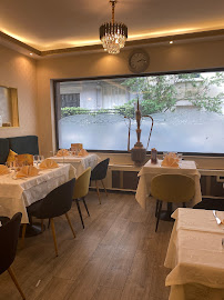 Atmosphère du Restaurant indien Le royal Shah Jahan à Enghien-les-Bains - n°12