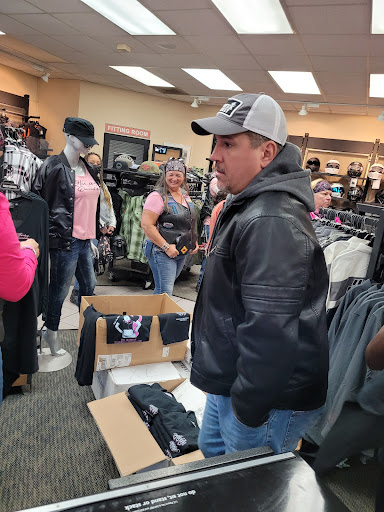 Harley-Davidson Dealer «Mancuso Harley-Davidson Central», reviews and photos, 535 N Loop W Fwy, Houston, TX 77018, USA