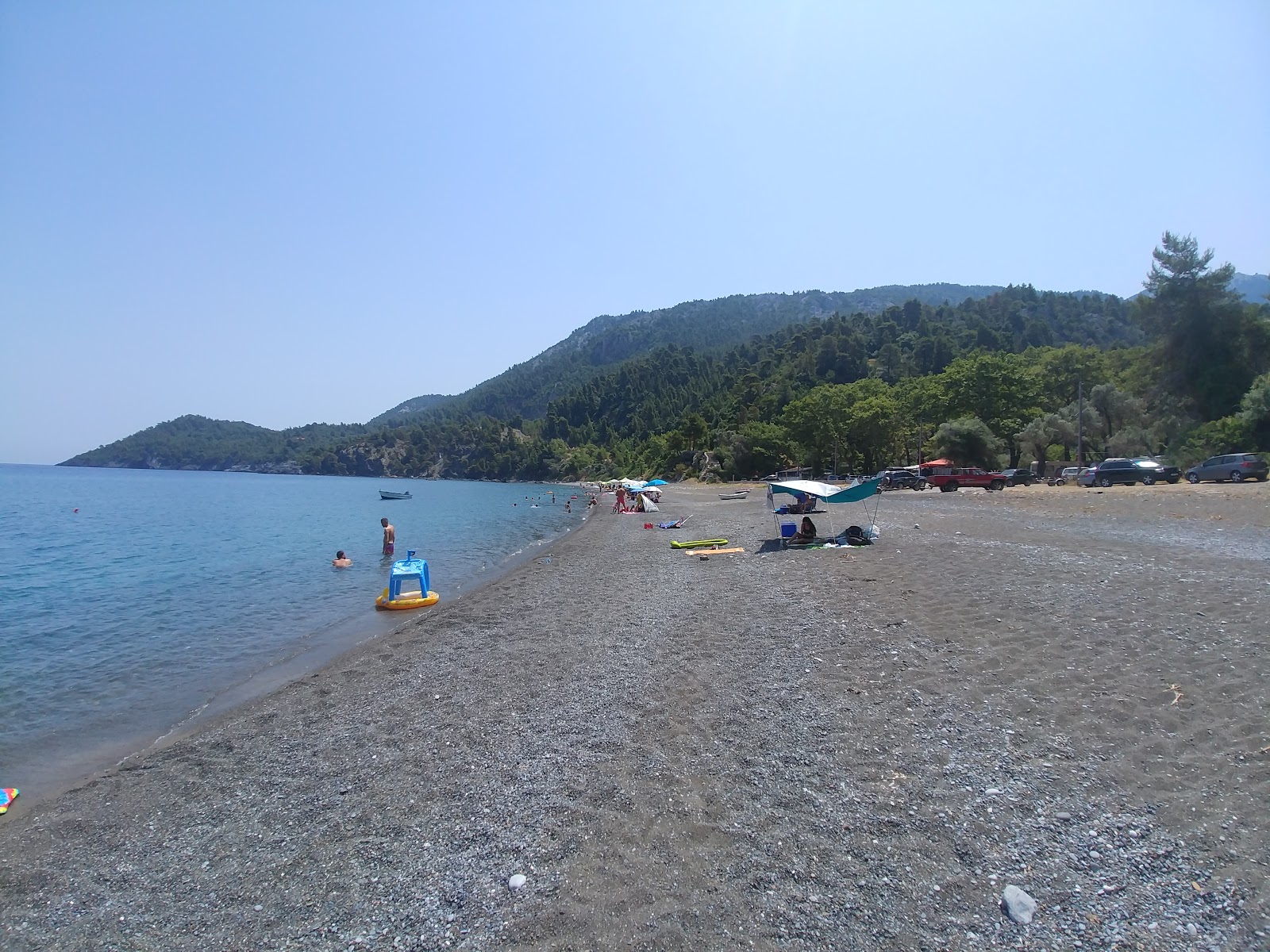 Photo of Makrigialos beach with turquoise pure water surface