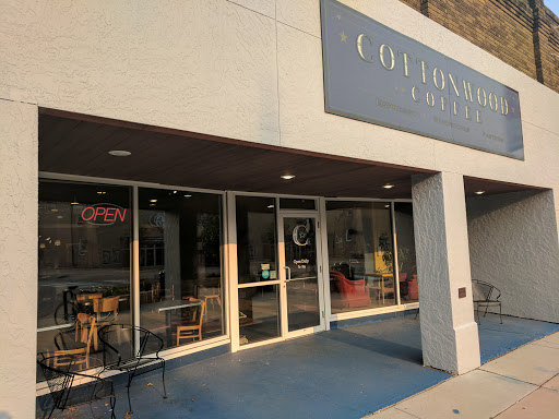 Cottonwood Coffee, 509 Main Ave, Brookings, SD 57006, USA, 