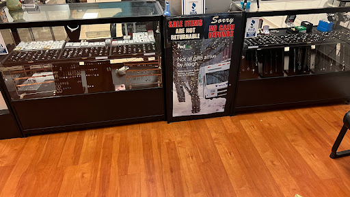 Jewelry Buyer «Lucky 7 Gold & CONSIGNMENT», reviews and photos, 1425 Bayshore Rd, Villas, NJ 08251, USA